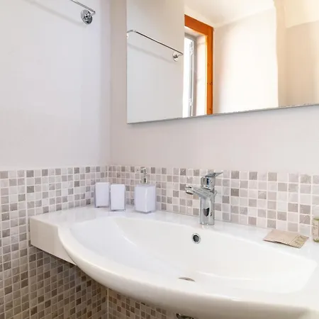 Residenza Deriu - Town Center Appartement Bosa