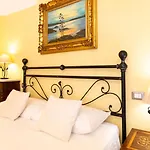 Residenza Deriu - Town Center Apartment *